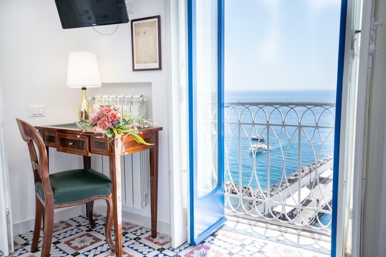 Suite Picasso Amalfi Dış mekan fotoğraf