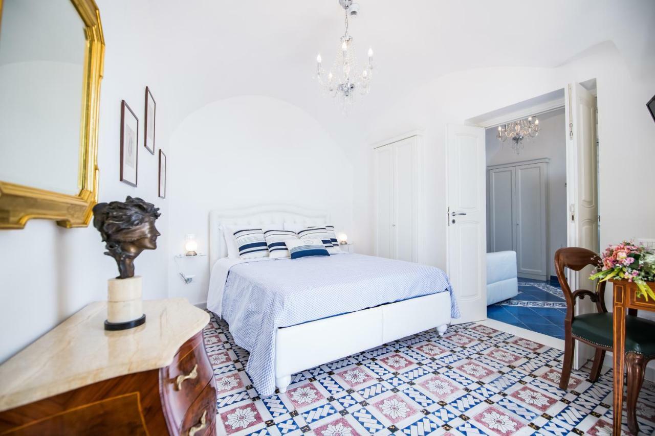 Suite Picasso Amalfi Dış mekan fotoğraf