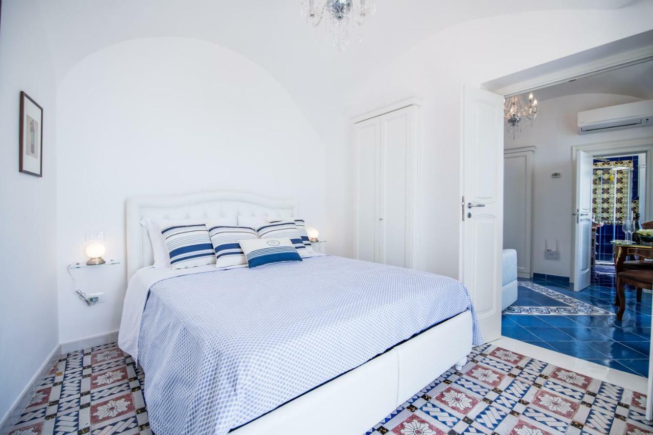 Suite Picasso Amalfi Dış mekan fotoğraf