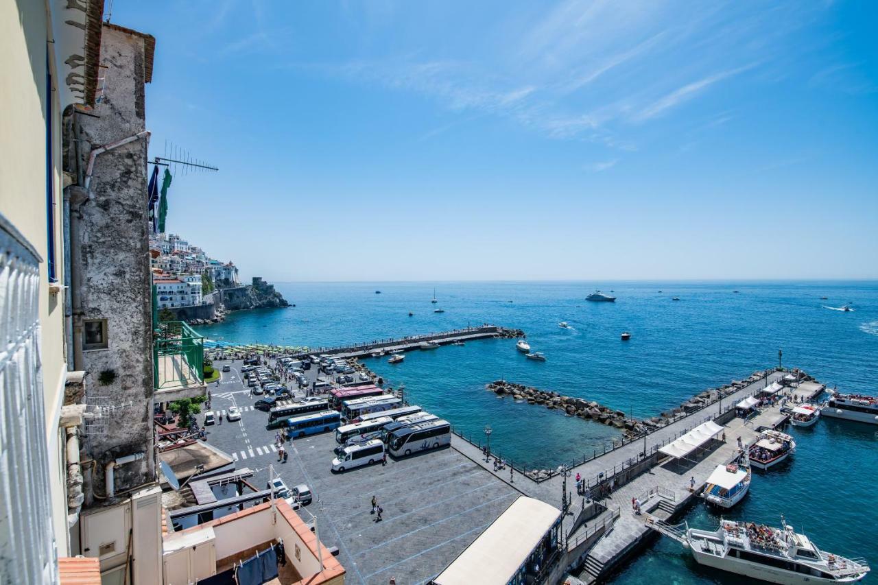 Suite Picasso Amalfi Dış mekan fotoğraf